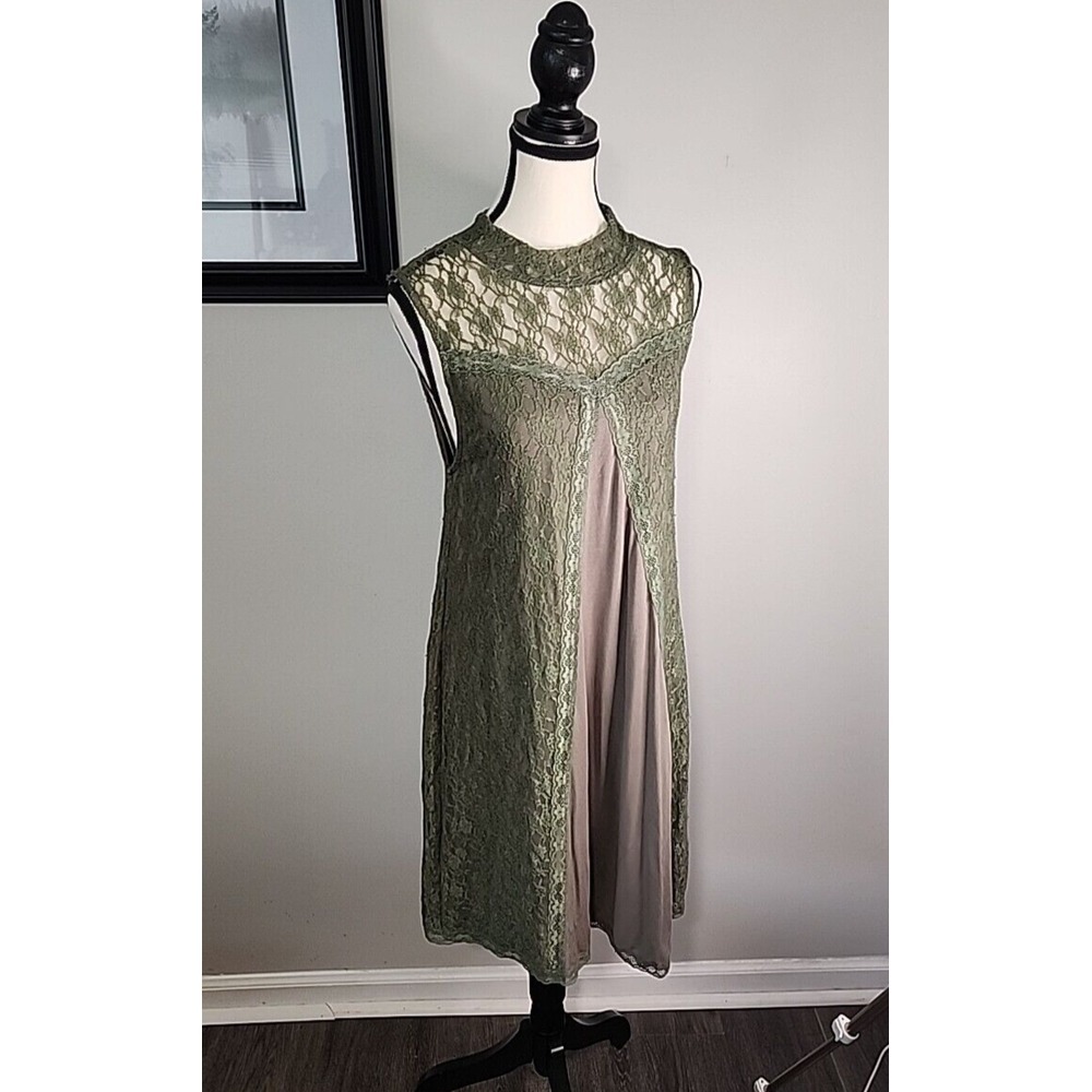 POL Olive Green Floral Lace Mock Neck Sleeveless Shift Dress Small Taupe Boho